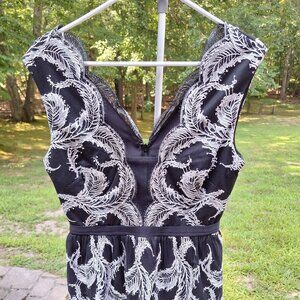 BCBG MAXAZRIA Katriz Tiered Dress Size 8